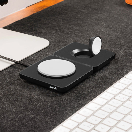Revolutionary super-fast charging pad: Transform the way you power up. Effortlessly charge your devices at blazing speeds with this cutting-edge charging pad.